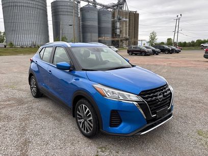 Used 2024 Nissan Kicks SV