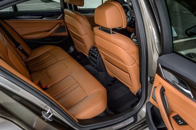 Used 2017 BMW 540i RWD image 47