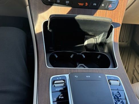 Used 2022 Mercedes-Benz GLC 300 4MATIC image 28