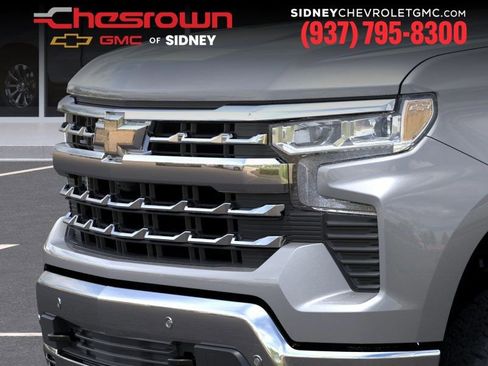 New 2026 Chevrolet Silverado 1500 LTZ w/ LTZ Premium Package AWD/4WD image 13