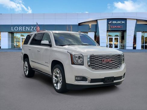 Used 2020 GMC Yukon Denali w/ Denali Ultimate Package AWD/4WD image 3