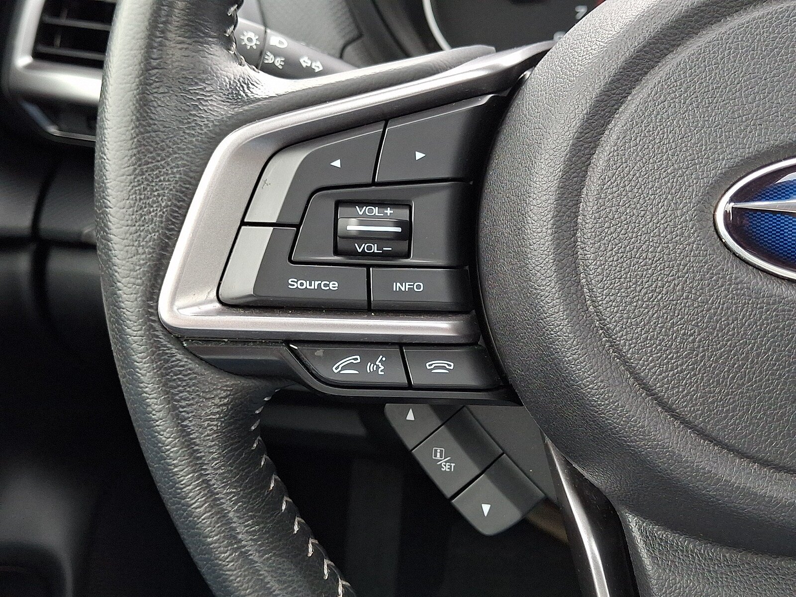 Used 2019 Subaru Forester Premium AWD/4WD image 24