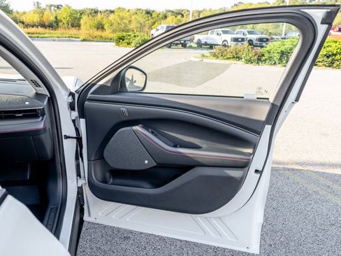 New 2025 Ford Mustang Mach-E Premium w/ Sport Appearance Package AWD/4WD image 18