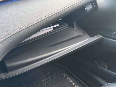 Used 2018 Toyota Camry XLE image 32