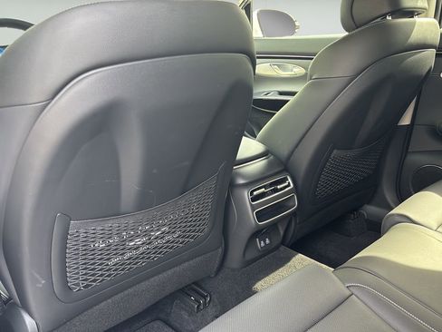 Certified 2026 Genesis GV70 2.5T AWD/4WD image 17