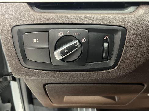 Used 2019 BMW X1 xDrive28i w/ Convenience Package image 21