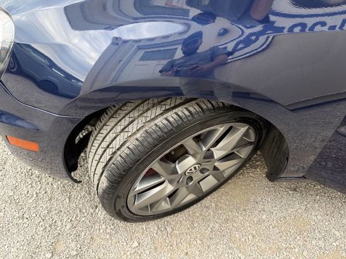 Used 2013 Volkswagen GTI 4-Door FWD image 20
