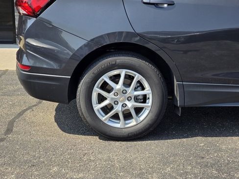 Used 2023 Chevrolet Equinox LT image 9