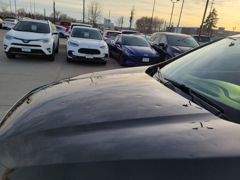 Used 2018 GMC Acadia SLE w/ LPO, Floor Liner Package image 13