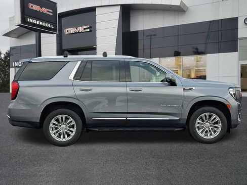 Used 2021 GMC Yukon SLT w/ SLT Premium Package image 7