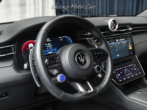 Used 2024 Maserati Grecale GT image 9