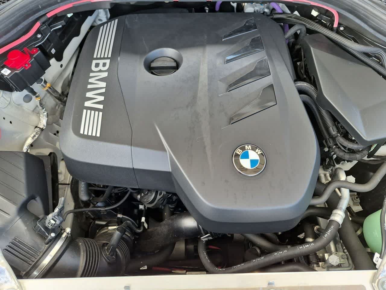 Used 2025 BMW X3 xDrive30i w/ Premium Package AWD/4WD image 6