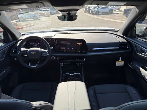 New 2026 Chevrolet Traverse LT w/ Driver Confidence Package image 16