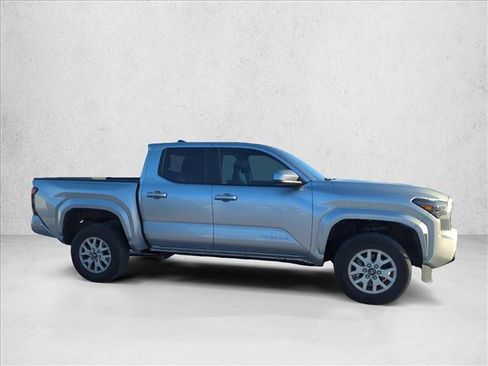 Used 2024 Toyota Tacoma SR5 RWD image 4