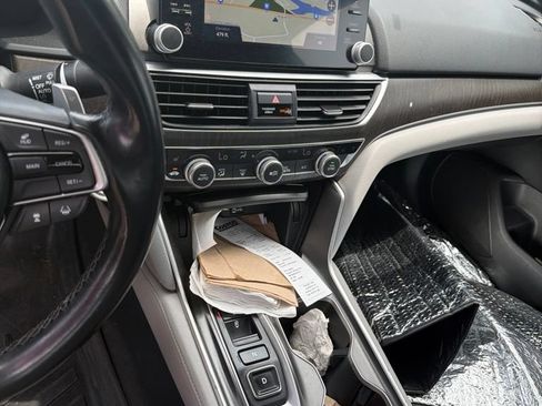Used 2020 Honda Accord Touring image 45