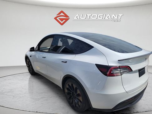 Used 2023 Tesla Model Y Performance AWD/4WD image 5