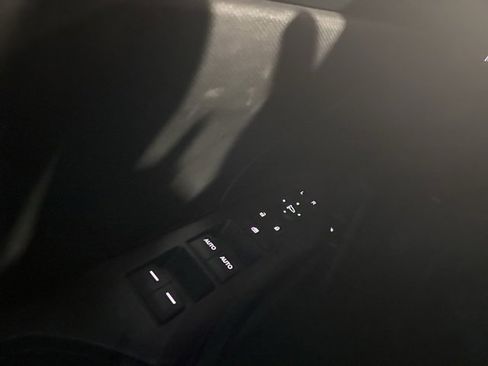 Used 2019 Honda Civic Sport image 18