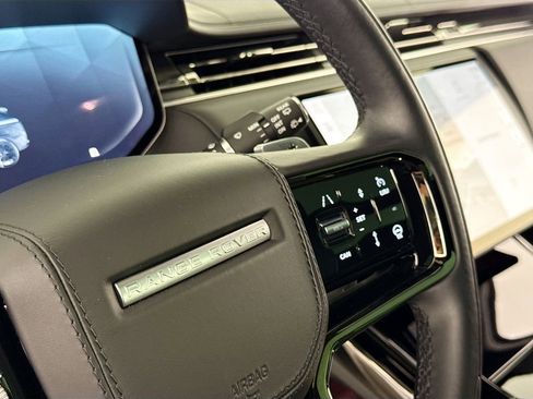 Used 2025 Land Rover Range Rover Sport Autobiography image 19