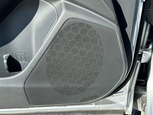 Used 2018 Subaru Forester 2.5i w/ Alloy Wheel Package image 23