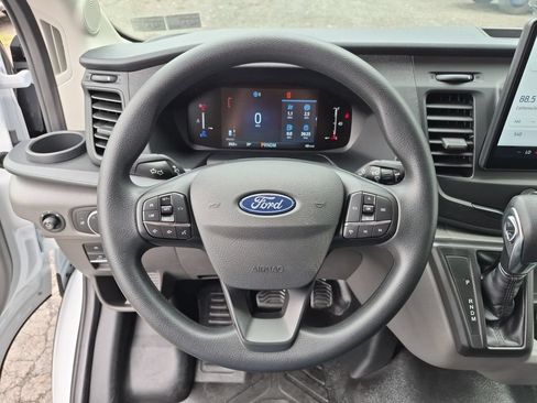 New 2026 Ford Transit 150 148 Medium Roof w/ Load Area Protection Package RWD image 16