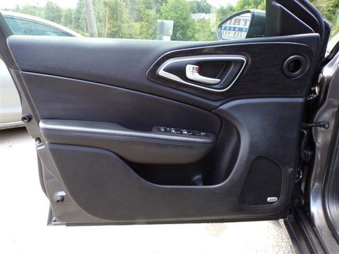 Used 2015 Chrysler 200 C w/ Navigation & Sound Group I image 13