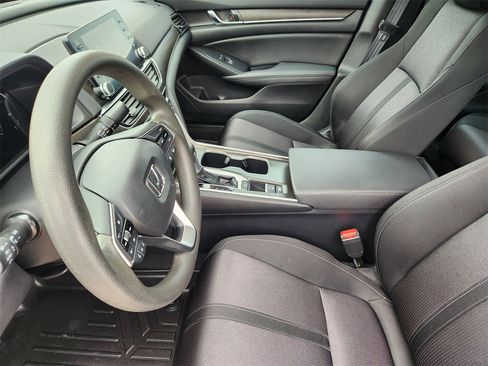 Certified 2019 Honda Accord EX image 12