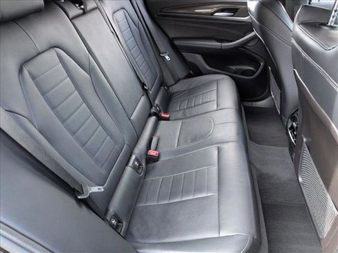 Used 2023 BMW X4 M40i w/ Premium Package image 21