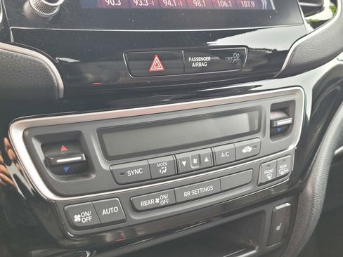 Used 2023 Honda Ridgeline Black Edition image 21