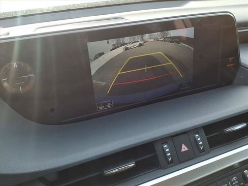 Used 2019 Lexus ES 350 w/ Premium Package image 20