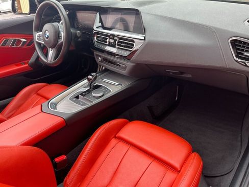 Used 2020 BMW Z4 M40i w/ Premium Package RWD image 8