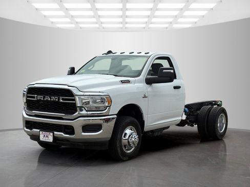New 2024 RAM 3500 Tradesman image 7