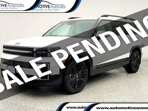 Used 2025 Hyundai Santa Fe Calligraphy AWD/4WD image 1
