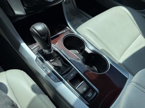 Used 2015 Acura TLX image 20