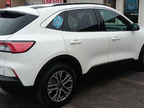 Used 2021 Ford Escape SEL image 28