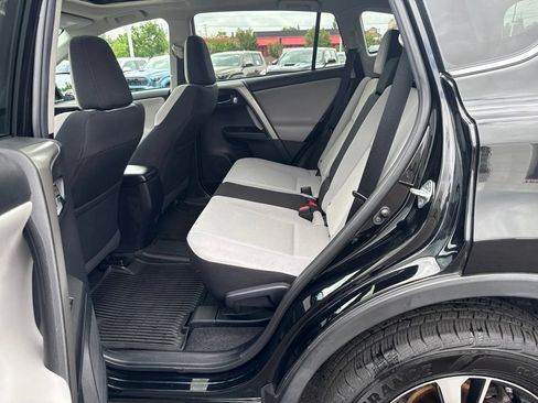 Used 2018 Toyota RAV4 XLE w/ Plus Extra Value Package AWD/4WD image 10