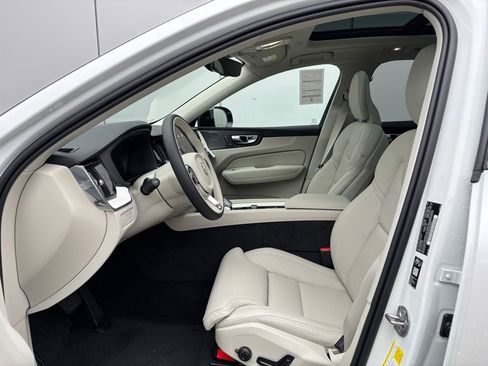New 2026 Volvo XC60 T8 Ultra w/ Protection Package Premier AWD/4WD image 15