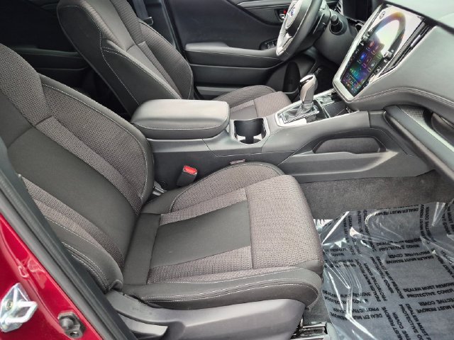 Used 2025 Subaru Outback Premium AWD/4WD image 34