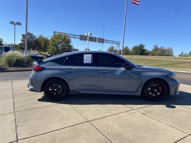 Used 2025 Honda Civic Type R image 10