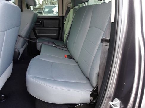 Used 2018 RAM 1500 Express w/ Express Value Package image 22