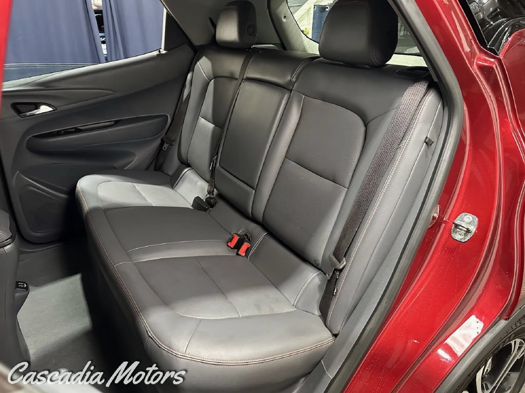 Used 2020 Chevrolet Bolt Premier w/ Infotainment Package FWD image 11