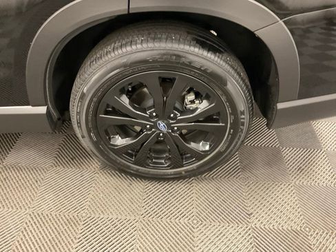 Used 2023 Subaru Forester Sport image 7