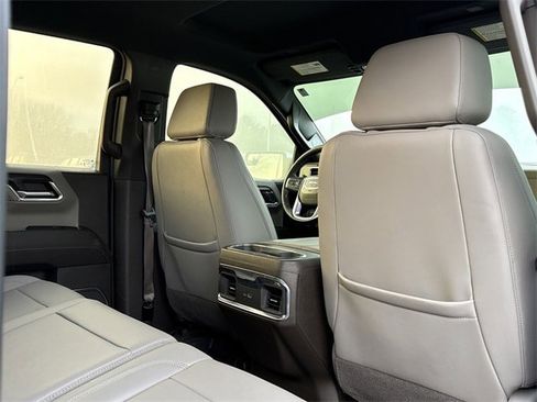 Used 2024 GMC Sierra 1500 SLT w/ SLT Premium Package image 17