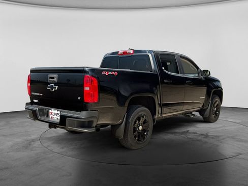 Used 2018 Chevrolet Colorado LT w/ LT Convenience Package AWD/4WD image 9