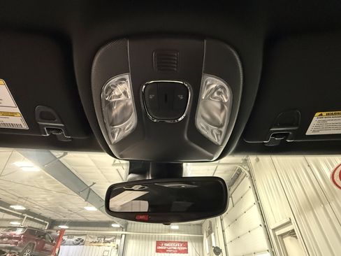 New 2026 Jeep Compass Latitude AWD/4WD image 22