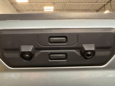 Used 2025 GMC Sierra 1500 AT4 w/ AT4 Premium Package image 7