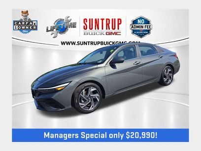 Used 2025 Hyundai Elantra SEL