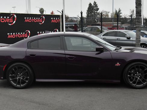 Used 2020 Dodge Charger Scat Pack image 9