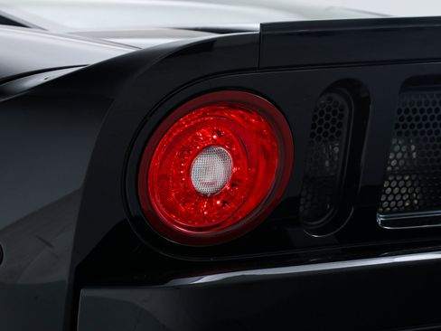 Used 2006 Ford GT image 14