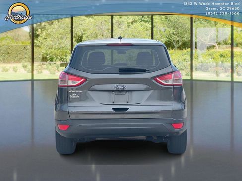 Used 2016 Ford Escape S image 9