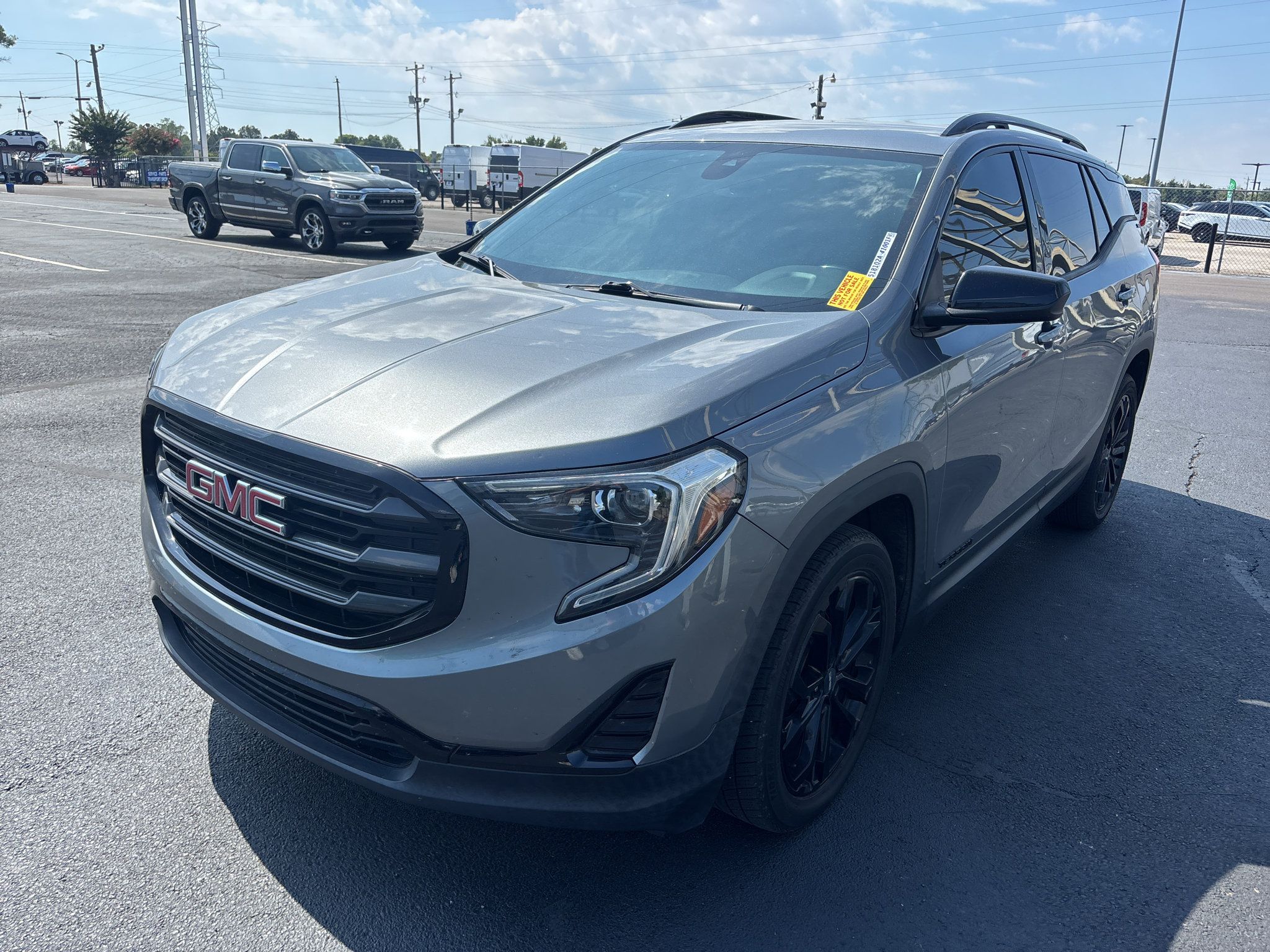 Used 2020 GMC Terrain SLE w/ Driver Convenience Package FWD image 14